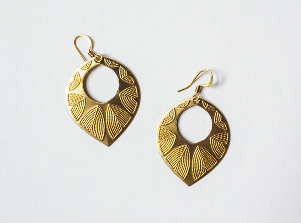 Etched teardrop earrings