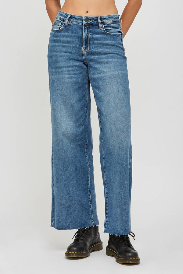 Hidden Dark Wash Clean Stretch Wide Leg Jeans