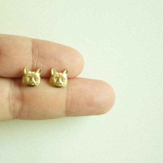 Cat Studs