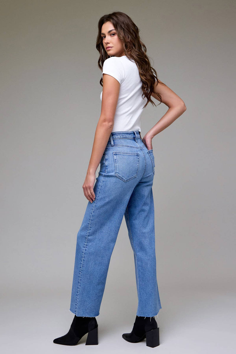 HIDDEN Light Wash Clean Cut Stretch Dad Jean