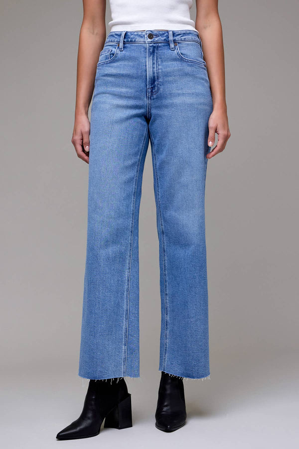 HIDDEN Light Wash Clean Cut Stretch Dad Jean