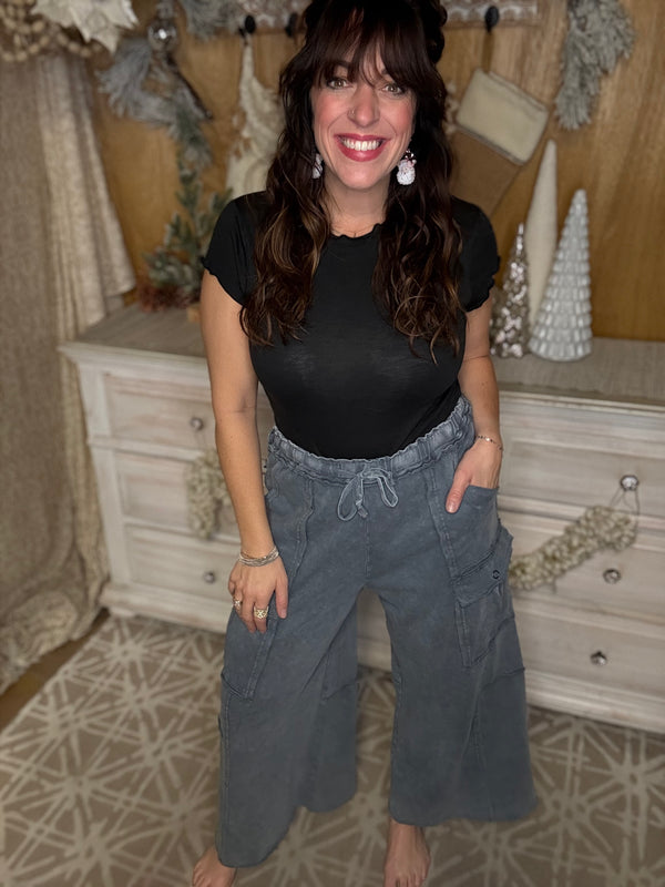 EASEL PREORDER Effortless Cargo Pants