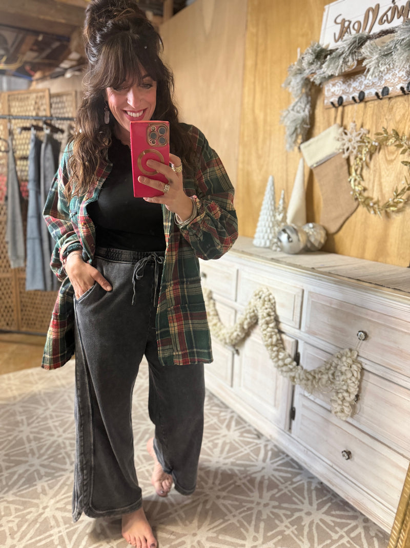 EASEL PREORDER Sporty Side Pants