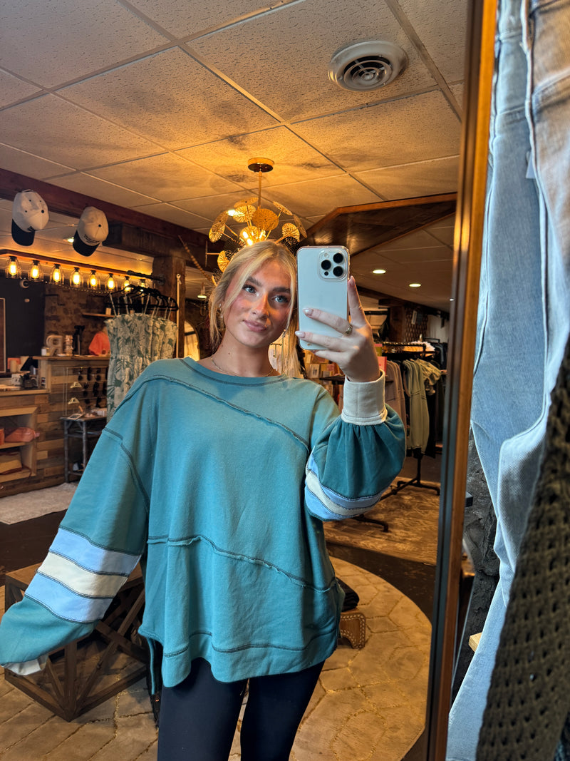 EASEL PREORDER- COLOR MIX EMBROIDERED WASHED PULLOVER