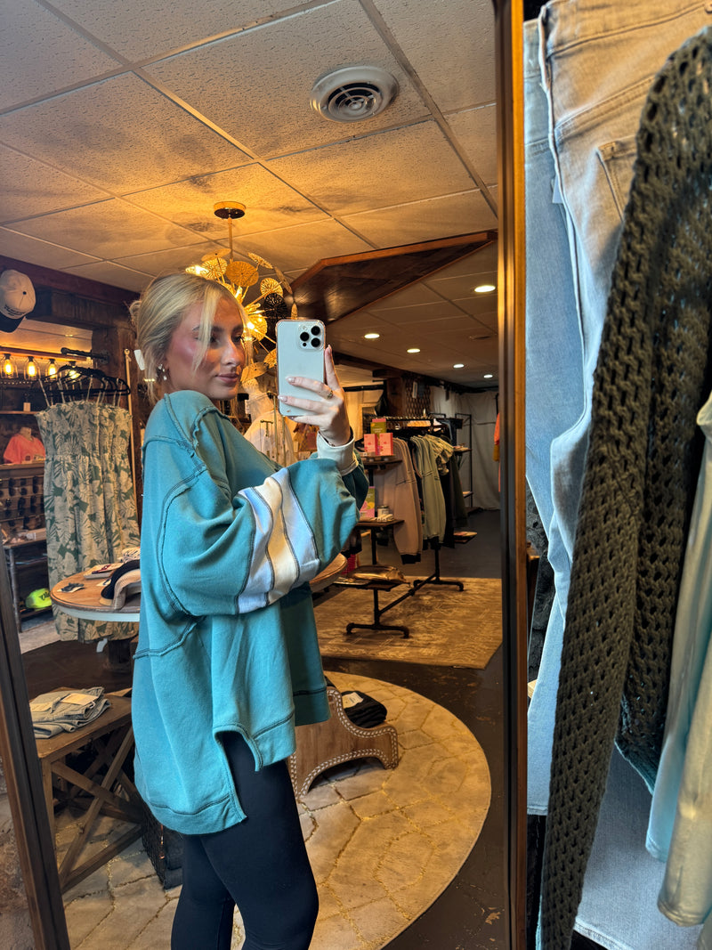 EASEL PREORDER- COLOR MIX EMBROIDERED WASHED PULLOVER