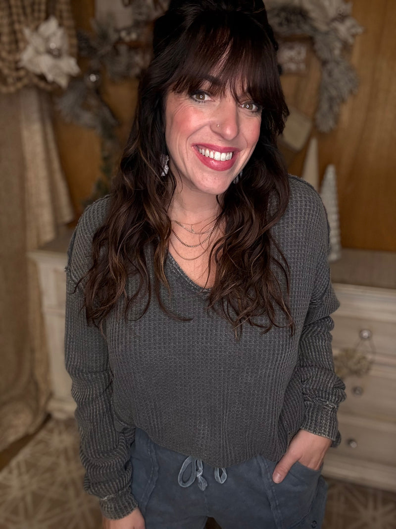 EASEL PREORDER All Season Long Sleeve Stop