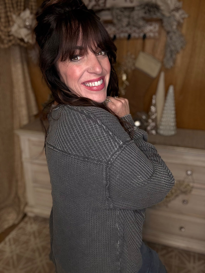 EASEL PREORDER All Season Long Sleeve Stop