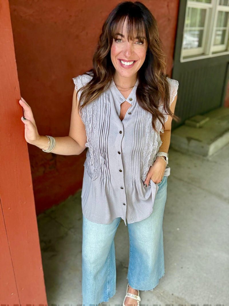 "In Flight" Sleeveless Blouse